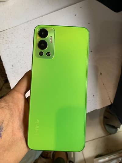 Infinix Hot 12