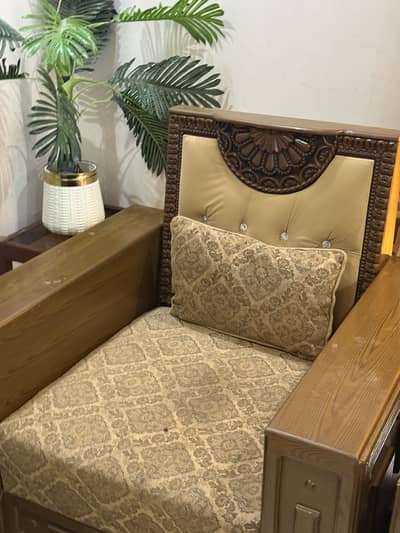 7 seater sofa 8/10 condition