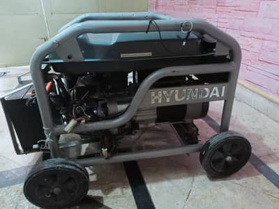 Hyundai HGS 3500, 3 years old, brand new condition