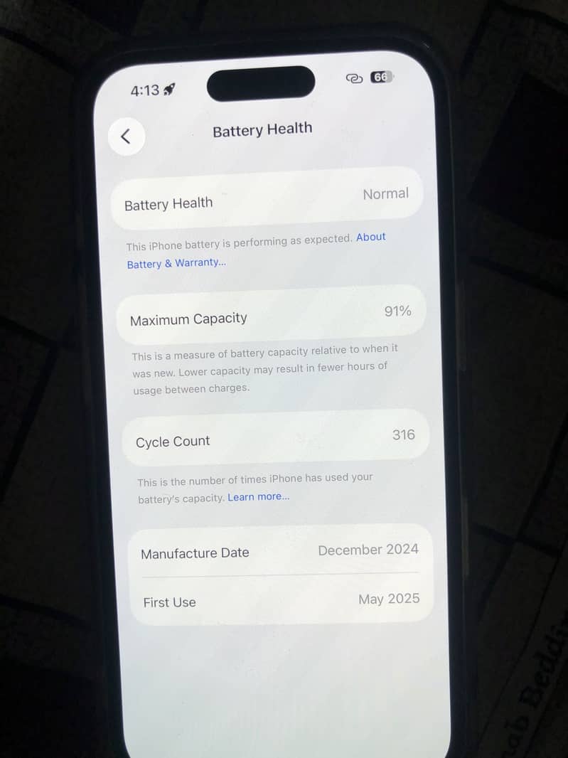 Apple iPhone 16 7