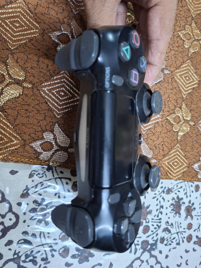 PS4 Controllers (Original) 0