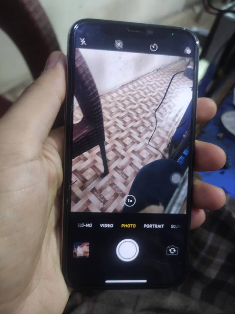 Apple iPhone X 2
