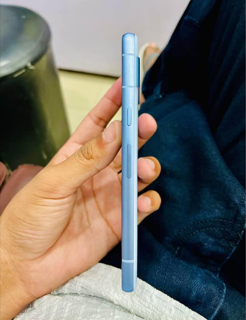 Google Pixel 7a 4