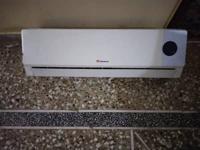 dawlance 1.5 ton AC