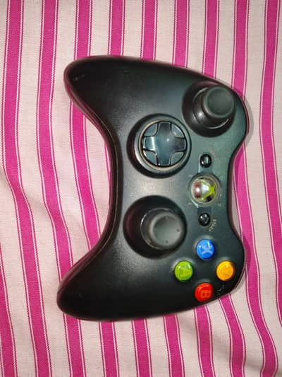 Xbox 360 E Slim 250 GB  4