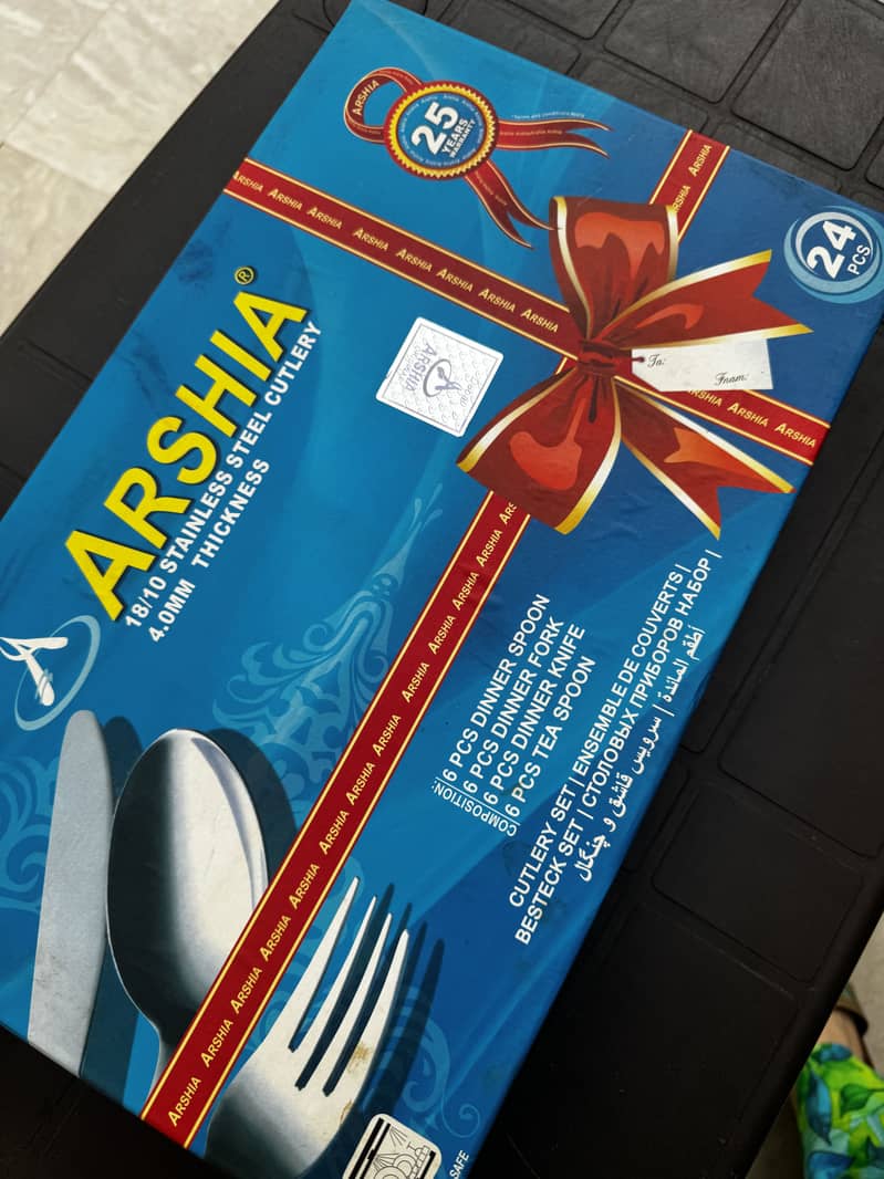 Cutlery set 0