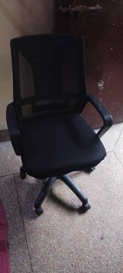 Office Chair For Sale just in 7k