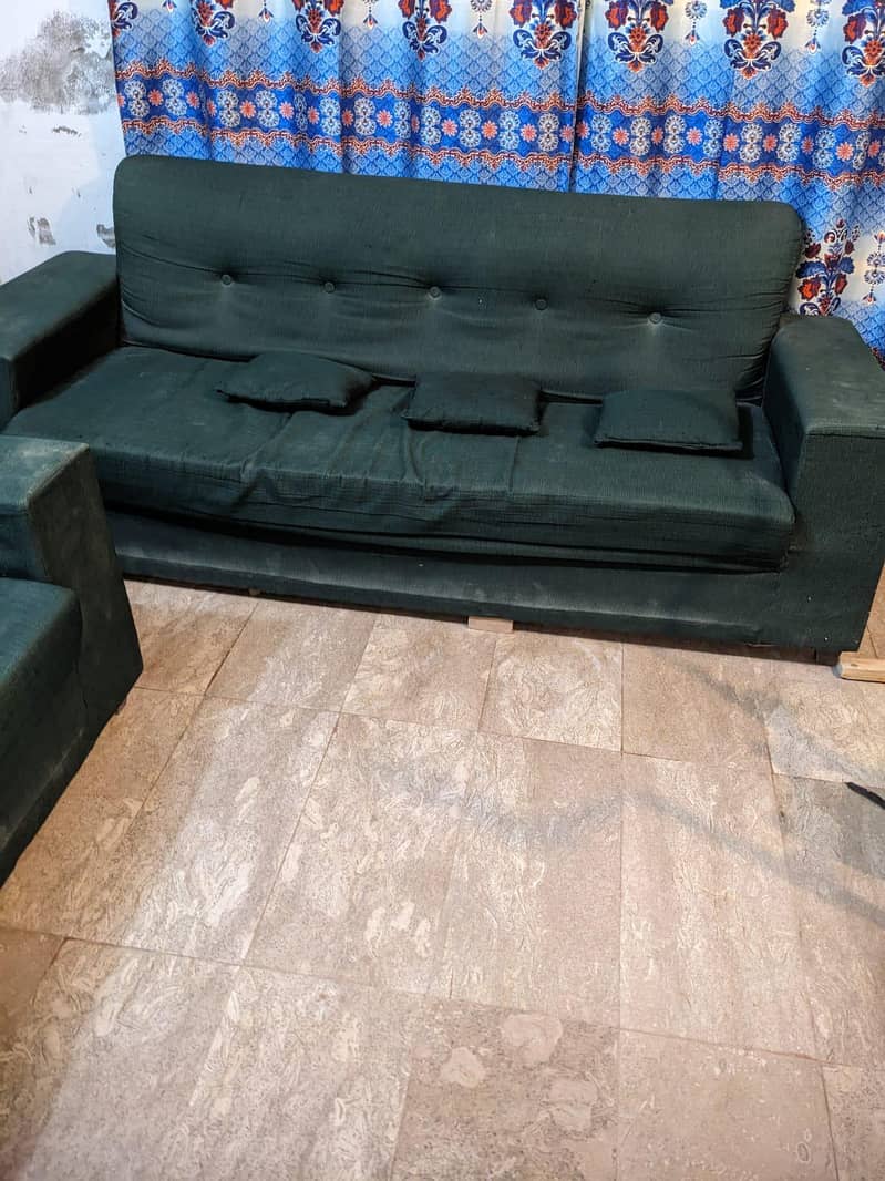 7 setor Sofa. . 0