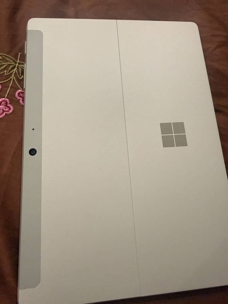 Microsoft  surface Go3 3
