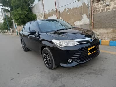 Toyota Corolla Axio hybrid G