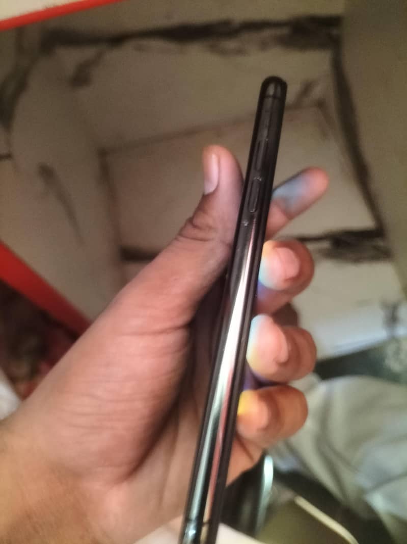 Apple iPhone X 2