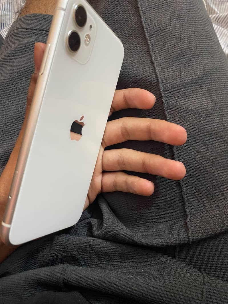 Apple iPhone 11 2