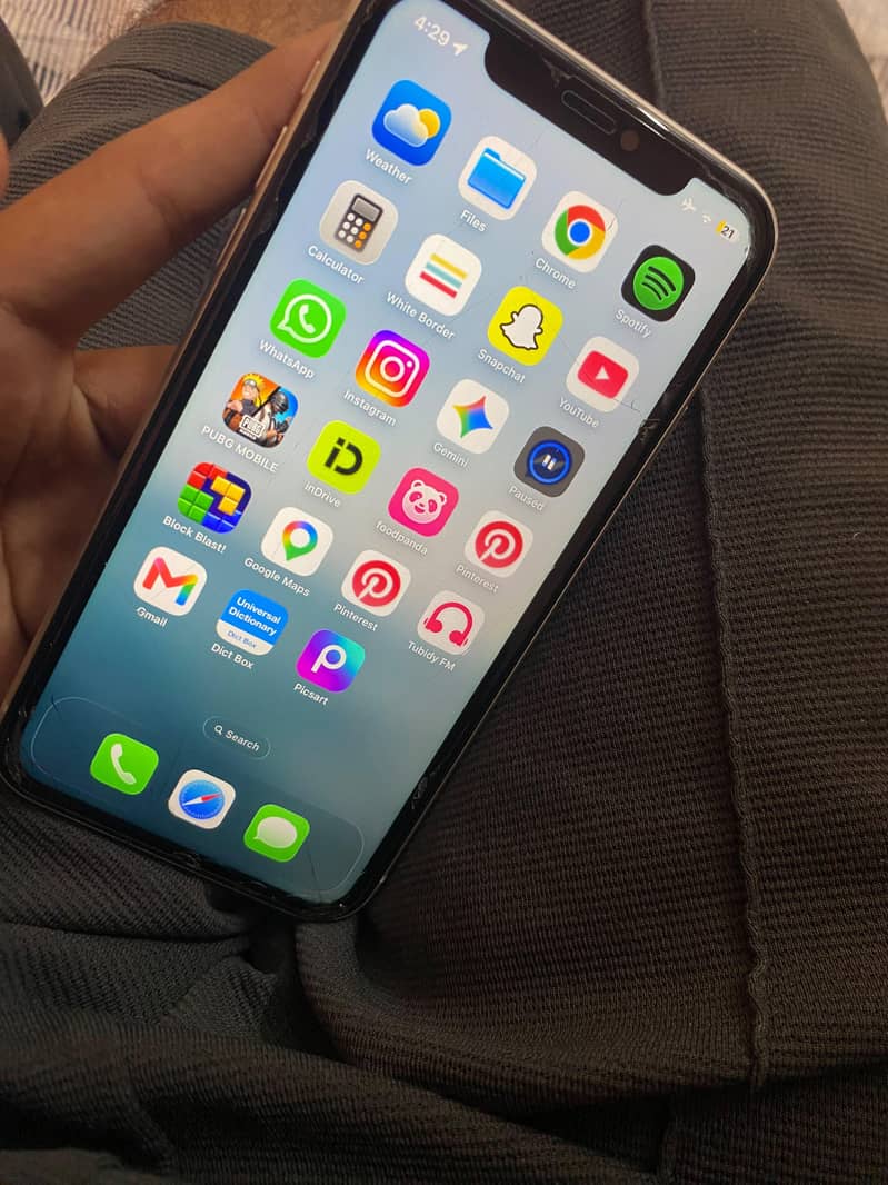 Apple iPhone 11 8