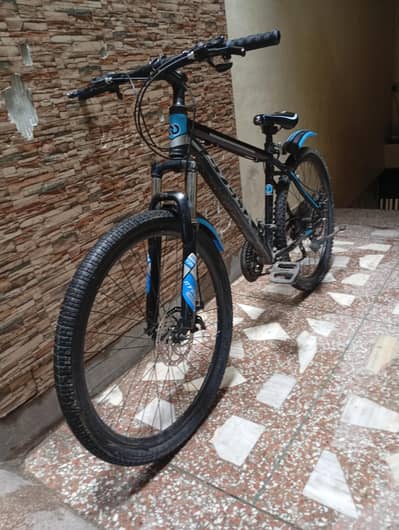 26 Inch disc brake and front suspension MTB