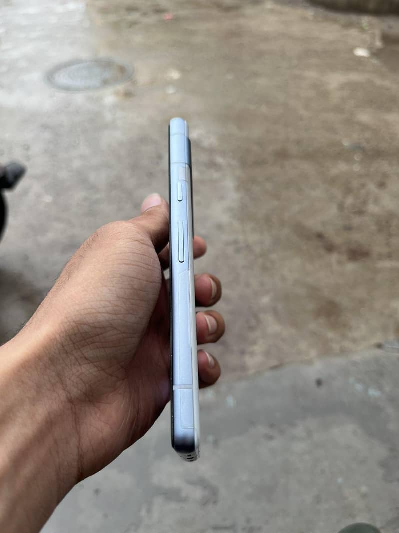 Google Pixel 7a 1