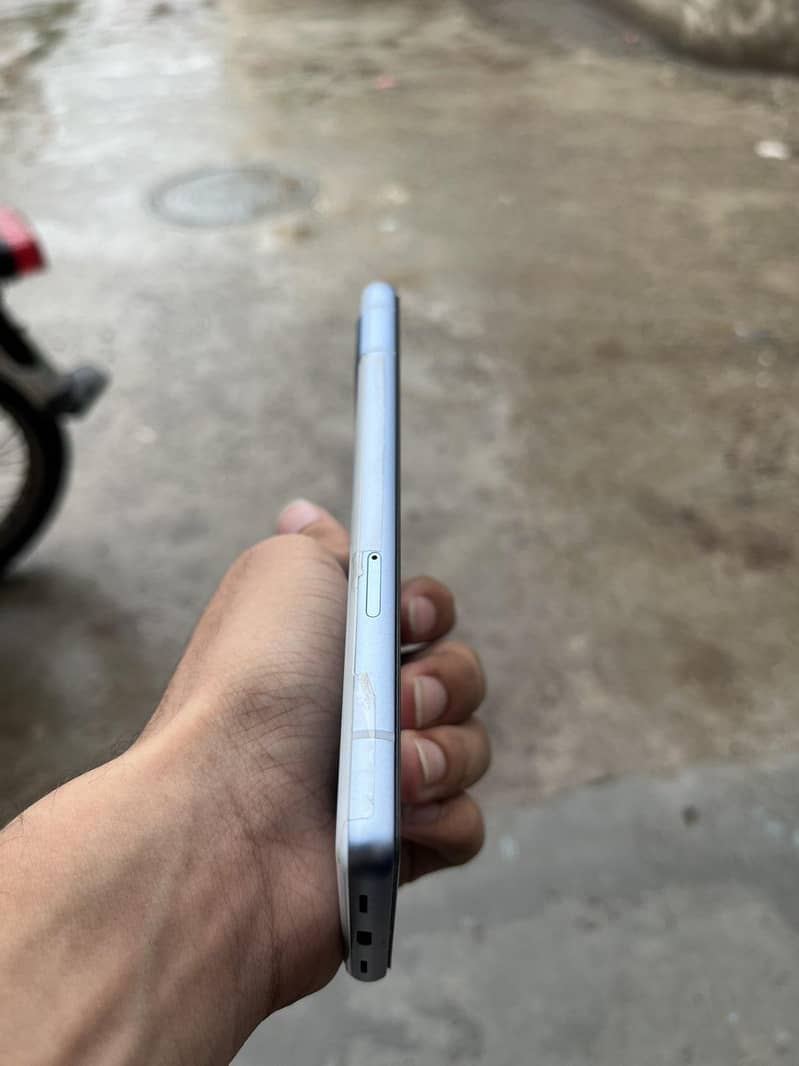 Google Pixel 7a 4