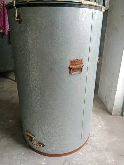 Wheat Storage Drum / Bharola 10 Man