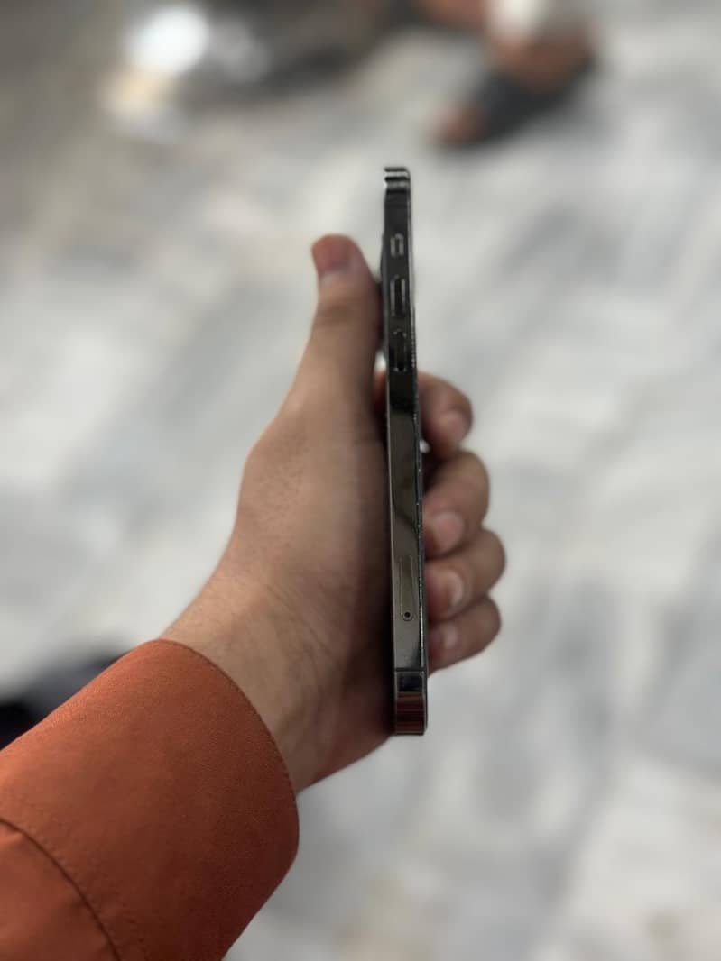 IPhone 12 pro 1