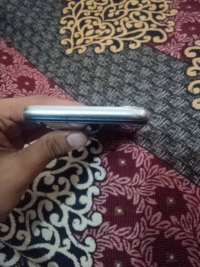 Apple iPhone X 5