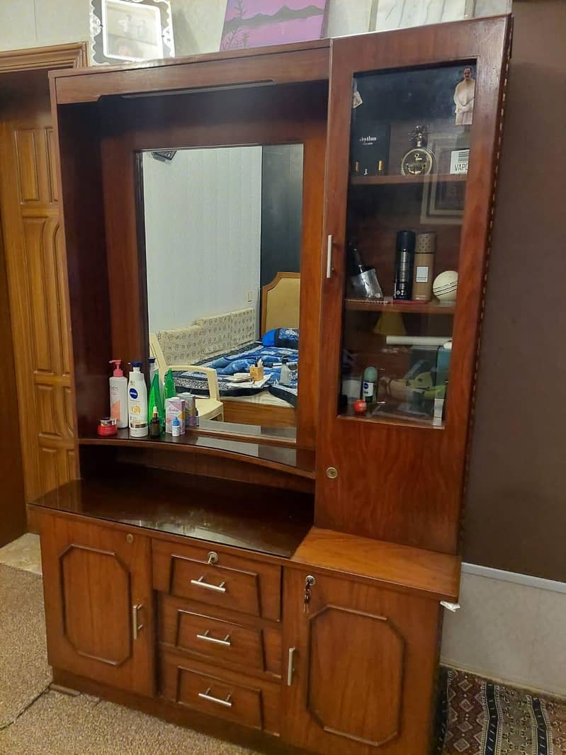 Dressing Table (negotiable) 0