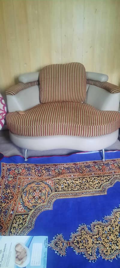 5 seater sofa set with 2 coffee set