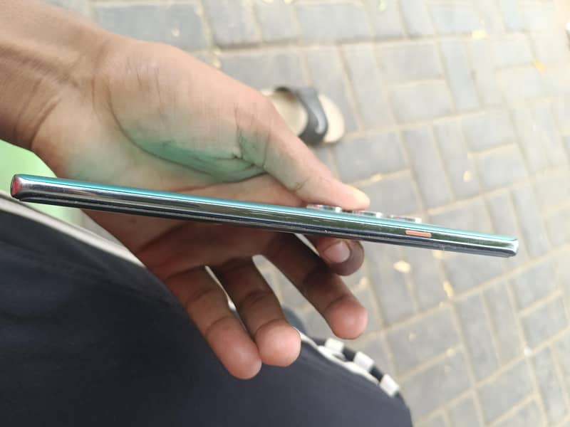 Tecno CAMON 40 Pro 4