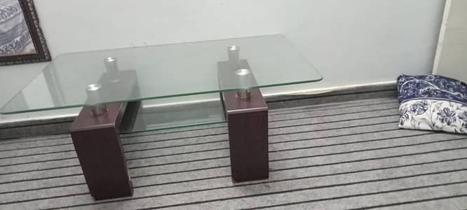 Center Table (Glass)