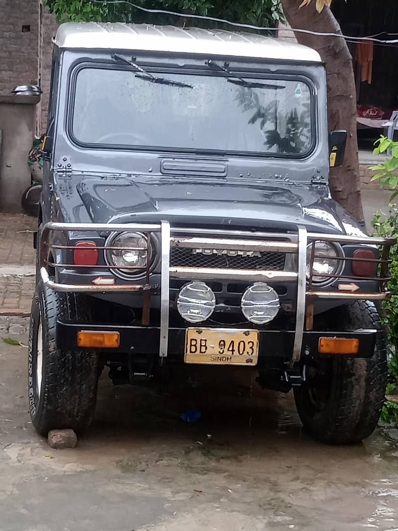 Jeep. 1