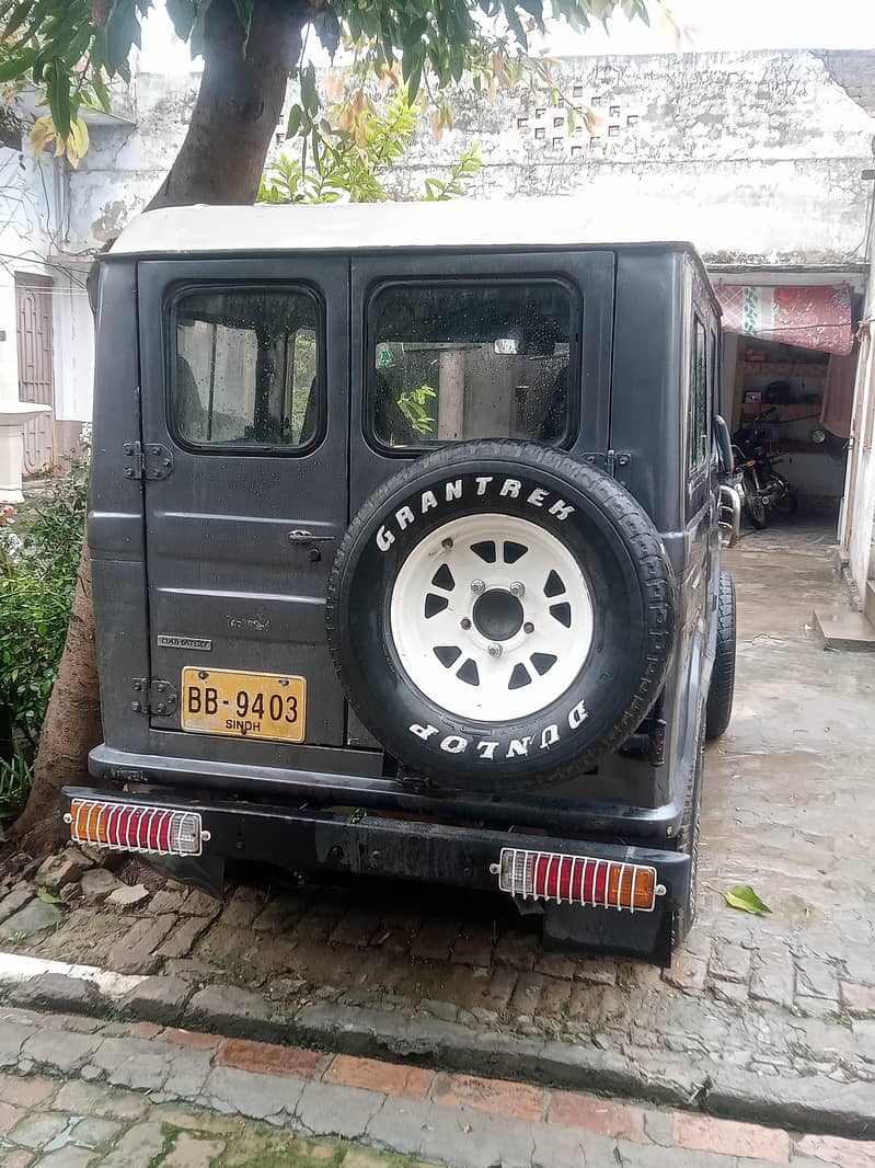 Jeep. 7