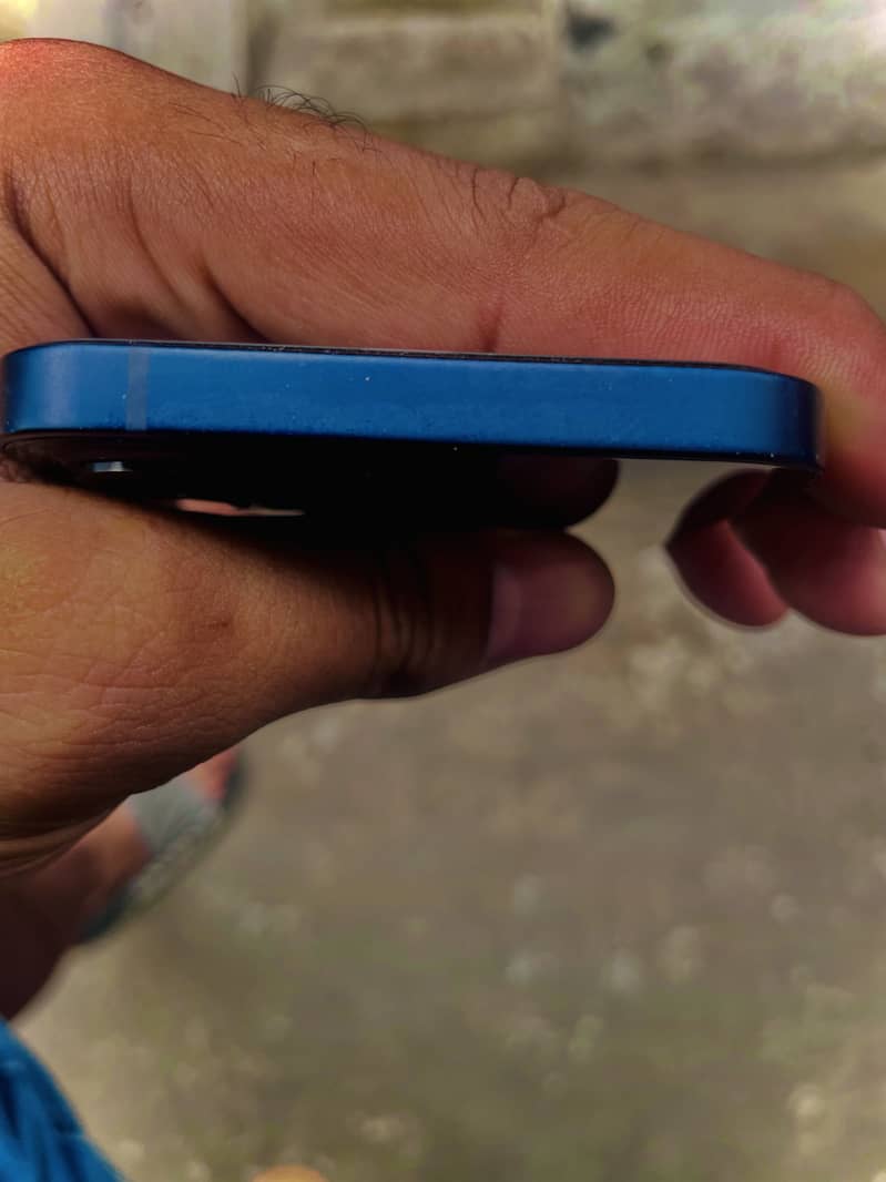 Apple iPhone 12 5