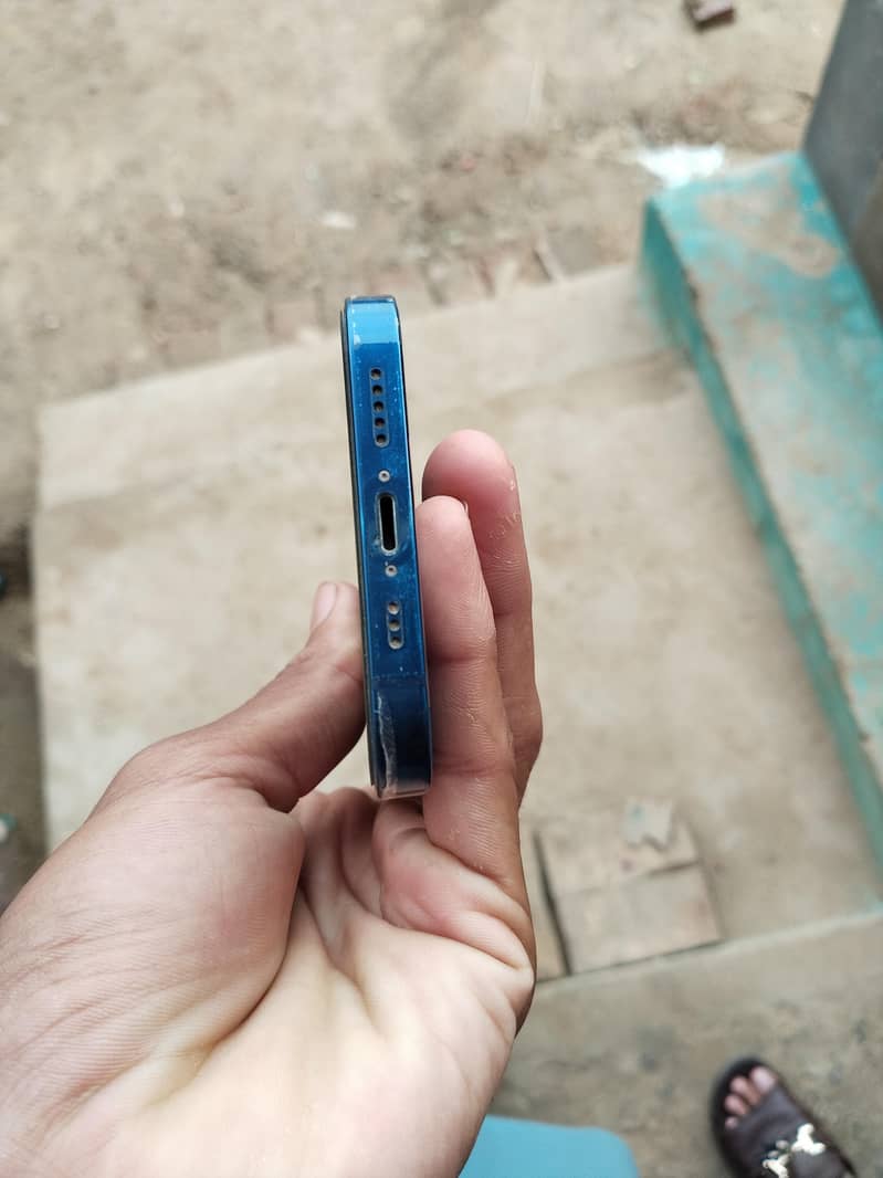 iphone 12 3