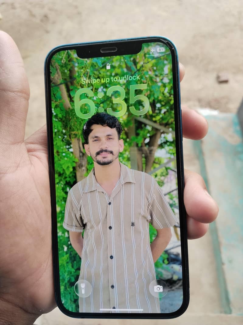 iphone 12 4
