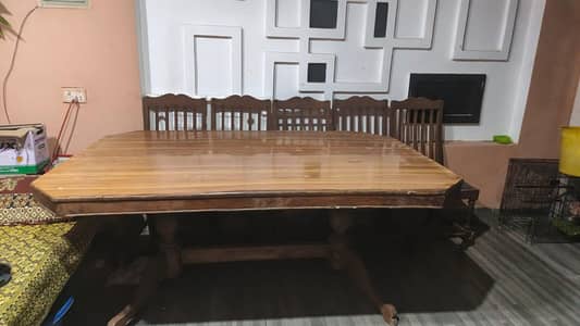 dinning table with 6 chairs