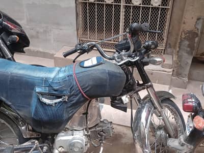 Honda cd 70 2009 model