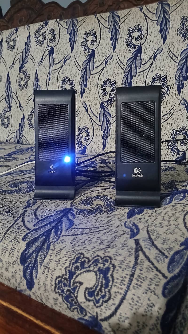 Logitech speakers usb powered 0