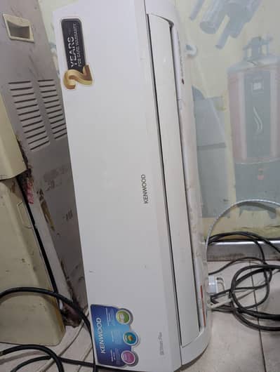 Kenwood inverter Ac for sale only 3month used