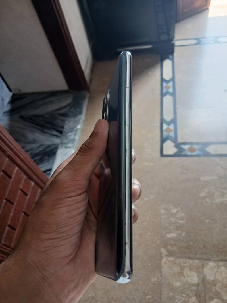 One Plus 9 Pro 1