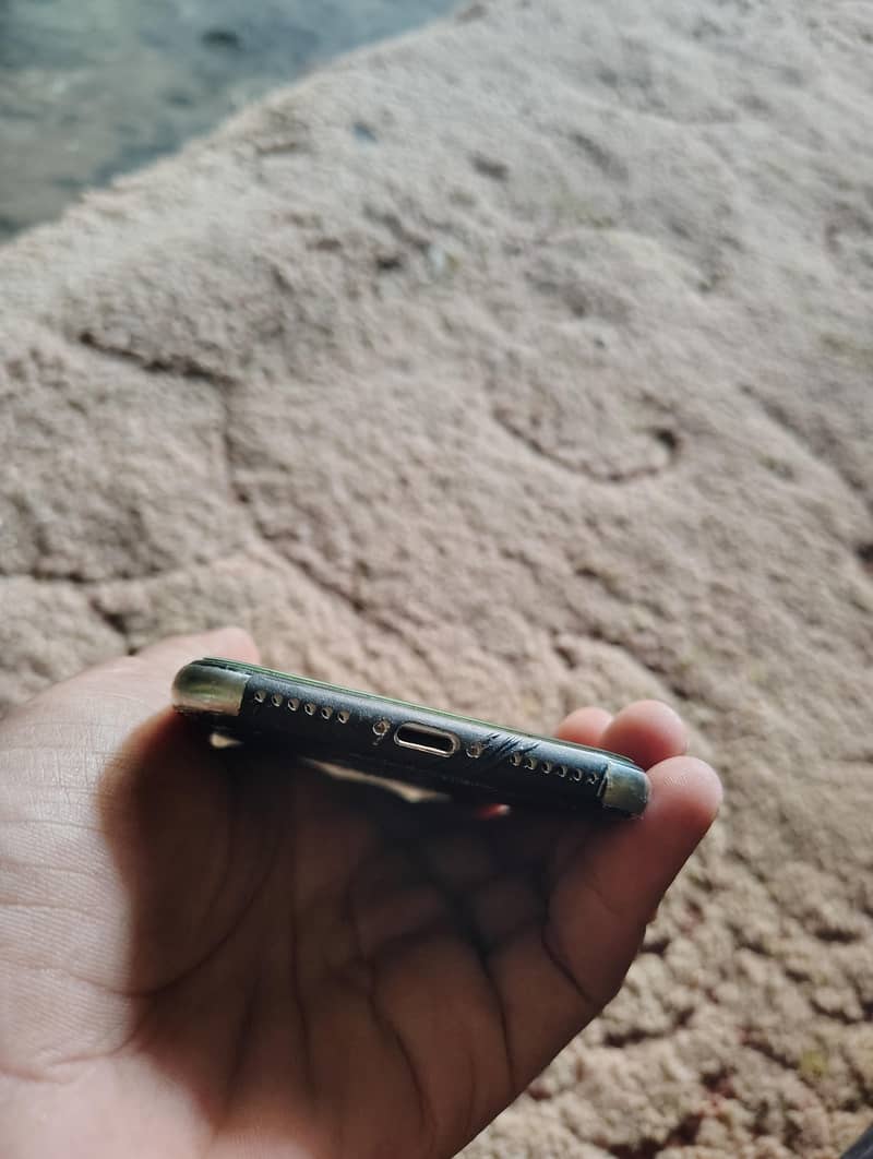 Apple iPhone X 2