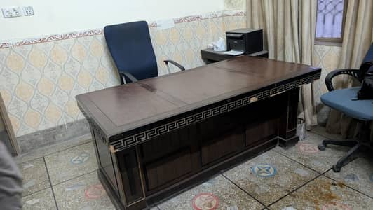 Office table , Chairs , plastic chair
