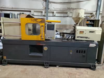 Injection molding machine
