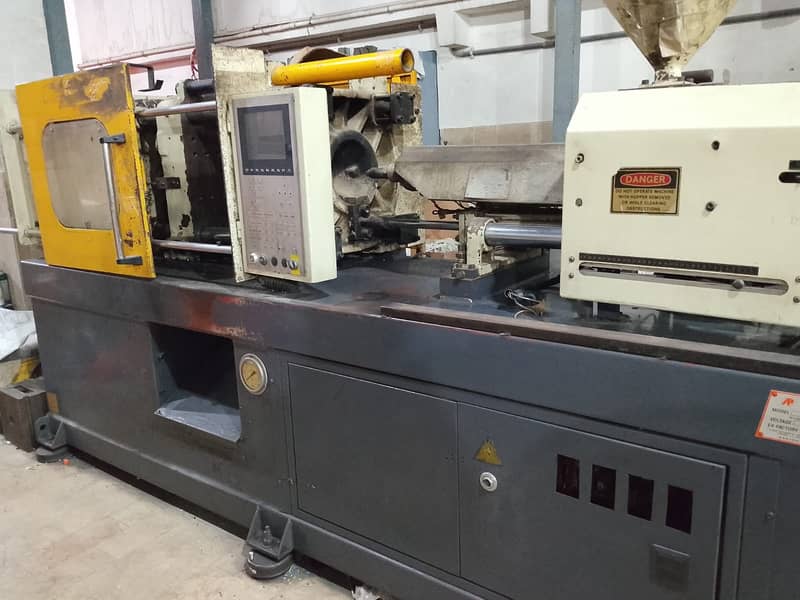 Injection molding machine 14