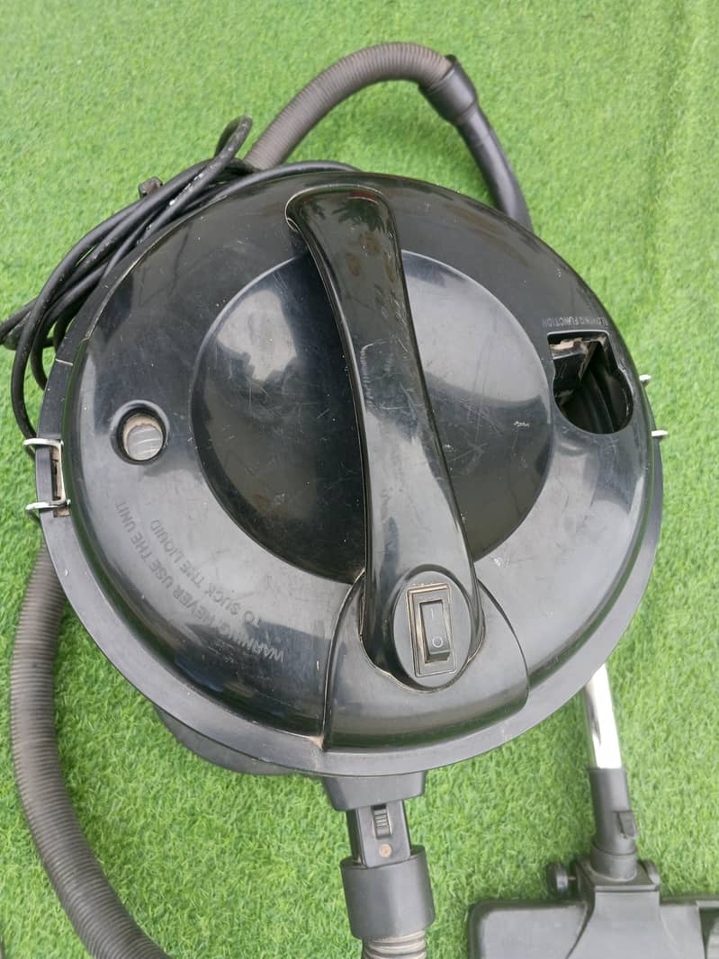 vacuum cleaner 1