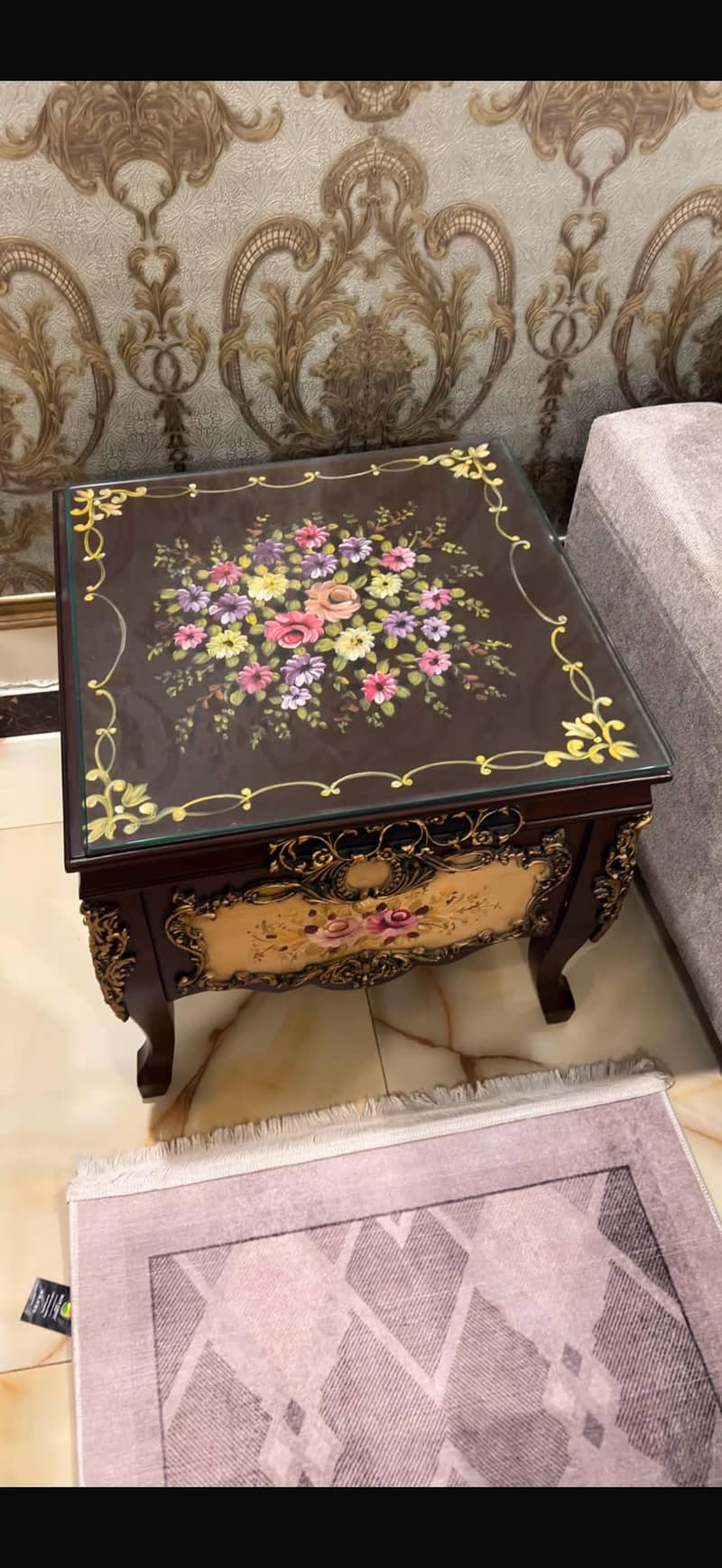 Senter Table Corner Device and Side Table 3