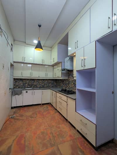 16 Marla Upper Portion Available for Rent