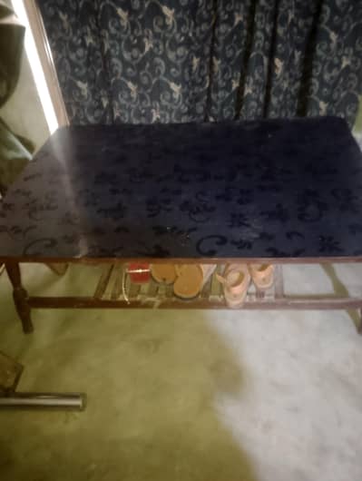 Eat Dinning Table