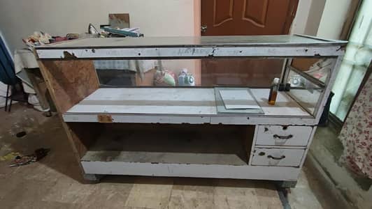 Counter Available 5ft