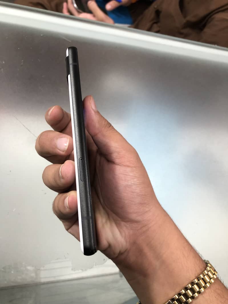 Google Pixel 6a 3