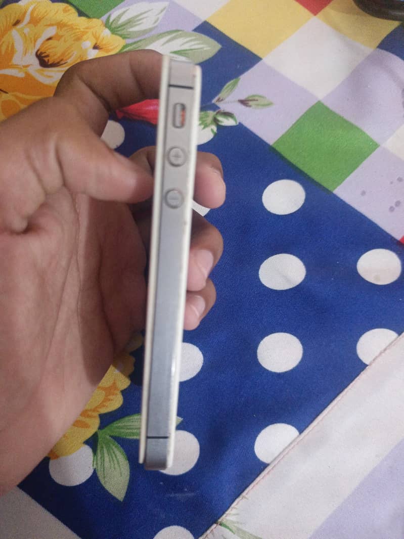 Apple iPhone 4 2