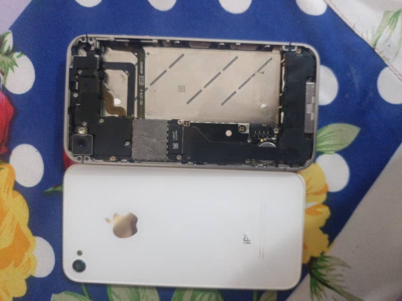 Apple iPhone 4 3