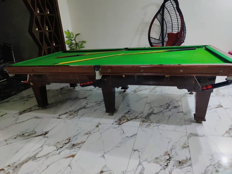 snooker/pool table 1